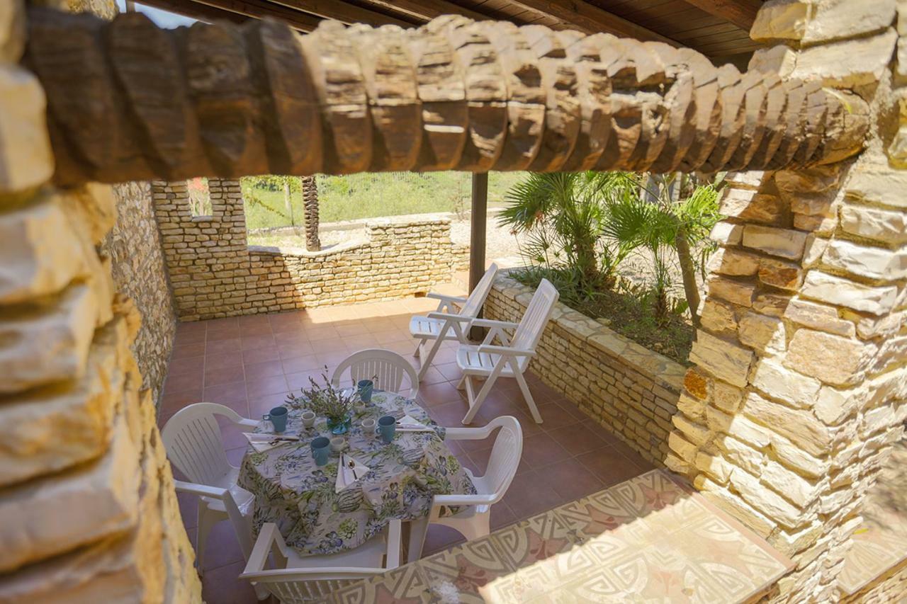 Rustici L'Antico Torchio Villa Castellammare del Golfo Buitenkant foto